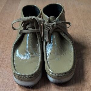 Clarks Wallabee Patent Leather Women's 10